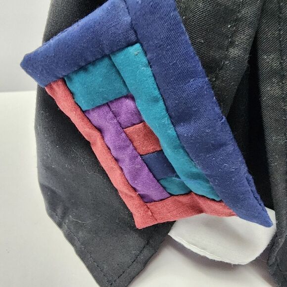 Vintage Springfield Amish Girl Doll 9.5" Holding A Quilt - Picture 4 of 7